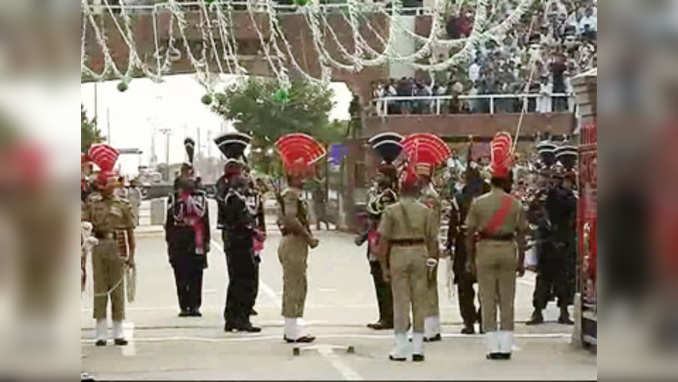 Watch: Beating retreat ceremony at Wagah border 