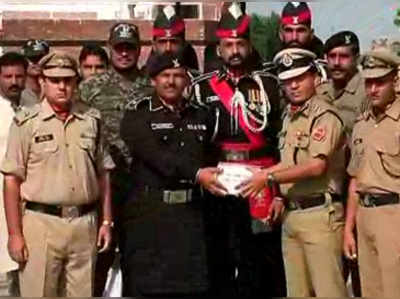 70th I-Day: BSF, Pak Rangers exchange sweets at Wagah border 