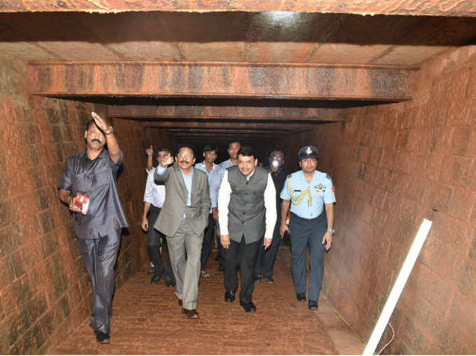 महाराष्ट्र: राज्यपाल ने राजभवन के नीचे बंकर का पता लगाया