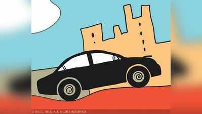 पति के पास है महंगी कार, तो पत्नी को छोटी कार मिलना अधिकार: HC