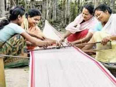 ഖാദി, കൈത്തറി തൊഴിലാളികളുടെ വേതനം വര്‍ധിപ്പിക്കാന്‍ നടപടി