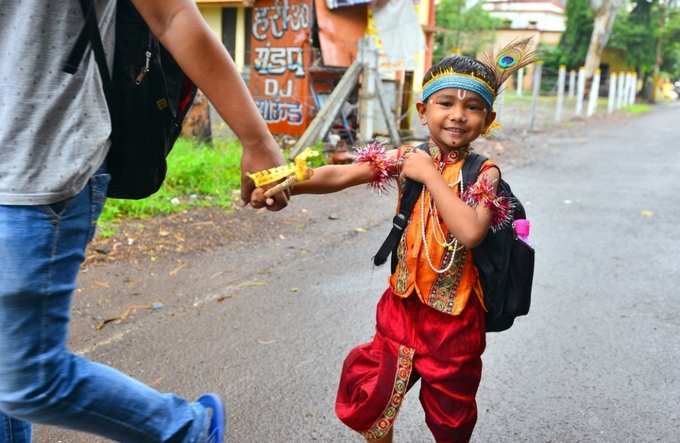 கிருஷ்ண ஜெயந்தி கொண்டாட்டம் : அழகிய புகைப்படத் தொகுப்பு