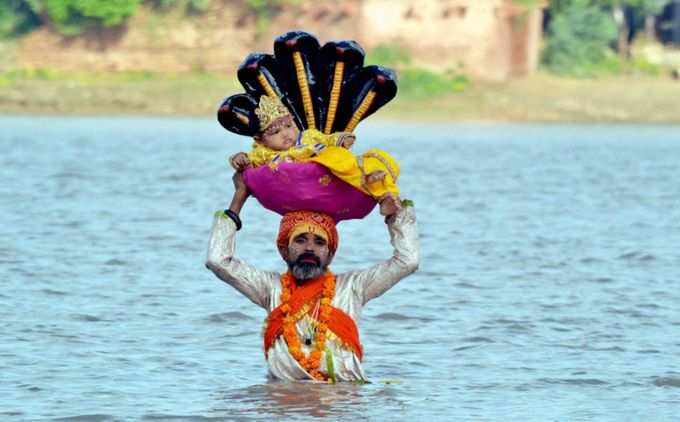 கிருஷ்ண ஜெயந்தி கொண்டாட்டம் : அழகிய புகைப்படத் தொகுப்பு