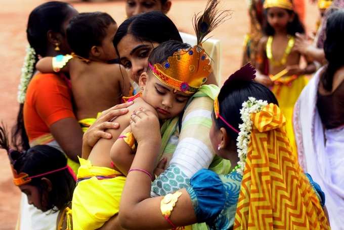 கிருஷ்ண ஜெயந்தி கொண்டாட்டம் : அழகிய புகைப்படத் தொகுப்பு