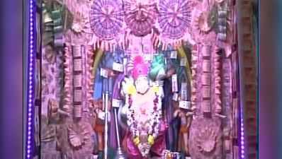 ഗുജറാത്തില്‍ ക്ഷേത്രം അലങ്കരിക്കാന്‍  11 ലക്ഷത്തിന്‍റെ കറന്‍സി നോട്ട്