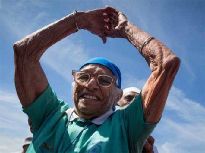 100 साल की भारतीय दादी ने अमेरिका में जीता मेडल