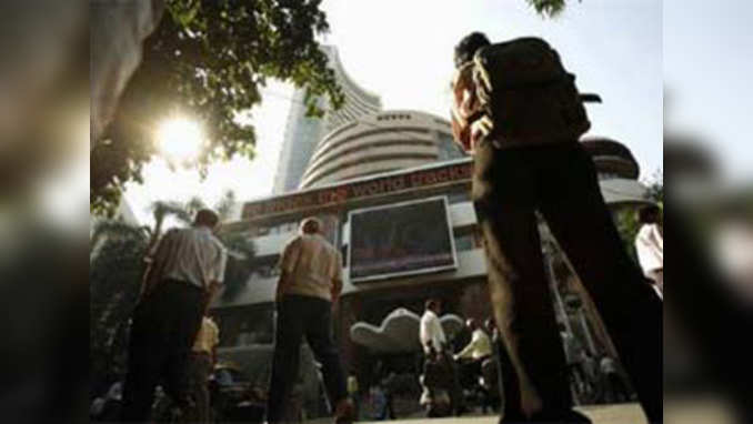 Sensex ends 440 pts higher, reclaims mount 28000 