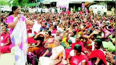 ಕೇಂದ್ರ ಸರಕಾರದ ವಿರುದ್ಧ ಪ್ರತಿಭಟನೆ, ಬಂದ್‌ ಯಶಸ್ವಿ