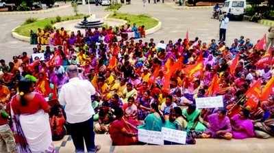 ಕೇಂದ್ರ, ರಾಜ್ಯ ಸರಕಾರಗಳ ಕಾರ್ಮಿಕ ವಿರೋಧಿ ನೀತಿ ಖಂಡನೆ