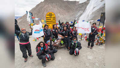 सबसे ऊंची हिमालयन रोड पर स्कूटी से पहुंची 11 महिलाएं