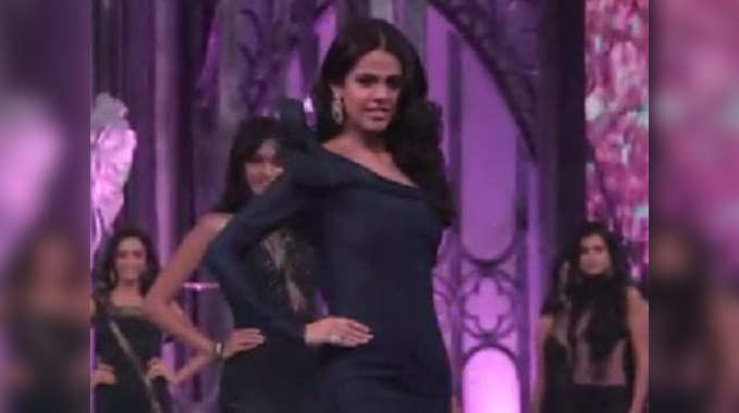 Divas walk in Gaurav Gupta gowns at the Yamaha Fascino Miss Diva 2016 finale 