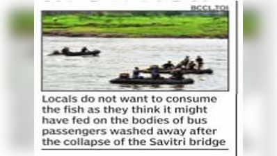 रायगढ़: नदी में बहे थे 42, लोगों ने की मछली से तौबा