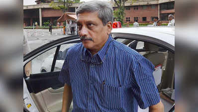 Uri attack: Defence minister Manohar Parrikar leaves for Srinagar 