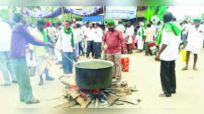 ರಸ್ತೆತಡೆ, ರಸ್ತೆಯಲ್ಲೇ ಅಡುಗೆ