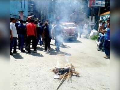 পাহাড়ে শক্তি দেখাতে আসরে মোর্চা