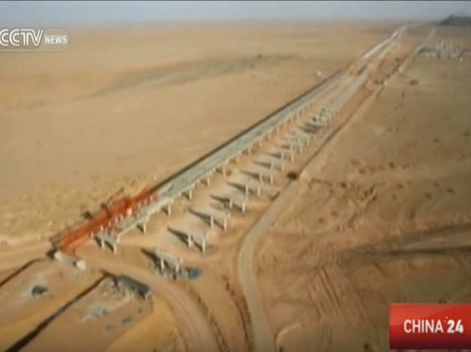 चीन ने बना डाला रेगिस्तान में सबसे बड़ा एक्सप्रेस-वे