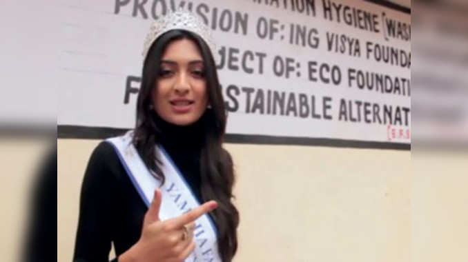 मिस इंडिया यूनिवर्स रोशमिथा हरिमूर्ति भारत आयी वापस, NGO भी गई 
