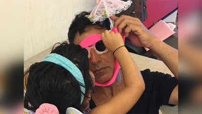 He might be Khiladi for us but for Nitara, Akshay is a clown extraordinaire! 