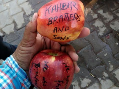सेब पर लिखे मिले भारत विरोधी नारे, एजेंसियां सक्रिय