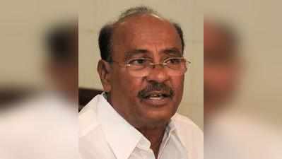 “விவசாயிகளை தற்கொலைக்கு தூண்டும் வங்கிகள்” : பாமக நிறுவனர் ராமதாஸ்
காட்டம்!