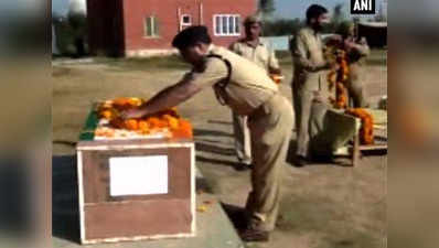Shopian attack: Wreath laying ceremony of slain cop Nazir Ahmed held 
