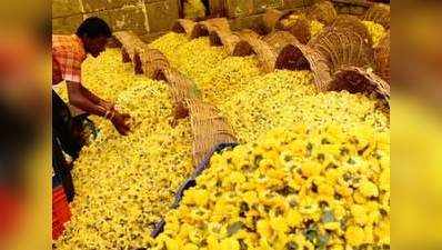Flower vendors rake in moolah this festive season 