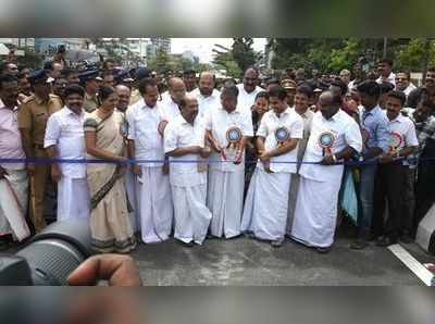 ഗതാഗത കുരുക്കിന് ആശ്വാസം: പാലാരിവട്ടം മേല്‍പാലം തുറന്നു