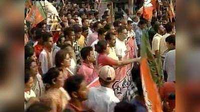 सुप्रियो पर हमले के खिलाफ BJP का कोलकाता में प्रदर्शन