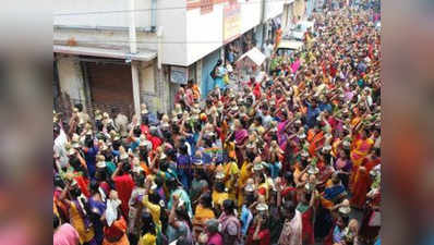 जयललिता की सेहत के लिए मंदिर में हो रही थी पूजा, भगदड़ में महिला की मौत