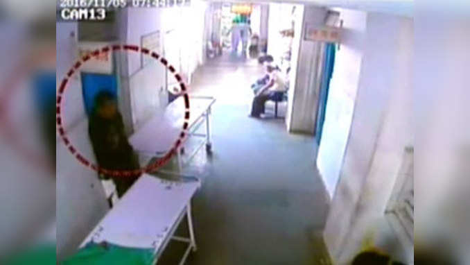 Caught on cam: Cop takes nap, rape accused flees 