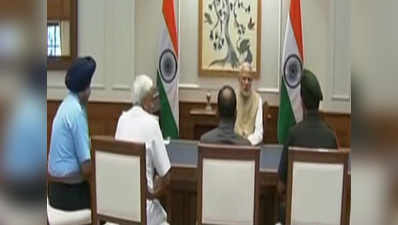 PM Modi meets service chiefs to discuss border security 