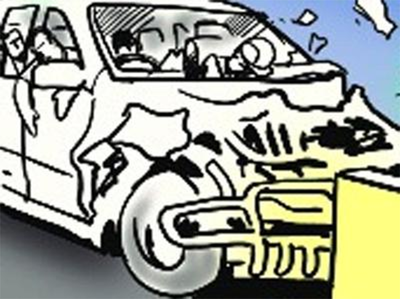 नोट बदलने गए नौ ग्रामीणों की वाहन दुर्घटना में मौत