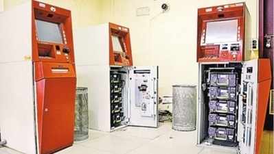 నోట్ల రద్దు: ATMలపై ఎటాక్, అంత్యక్రియలు