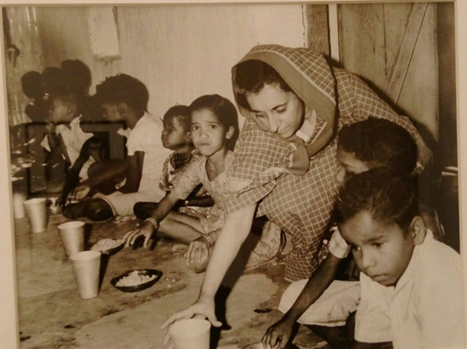 जयंती विशेष: तस्वीरों में देखिए कैसा रहा इंदिरा गांधी का जीवन