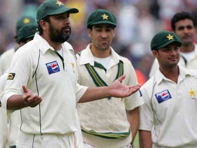 2004 में फंसी थी पाकिस्तान की टीम