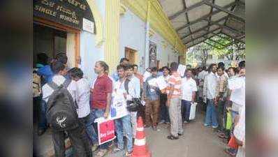 After ATM cash van heist, Bengaluru drivers queue up for police verification 