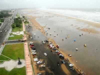 തമിഴ്നാട്ടിൽ നാഡ ചുഴലിക്കാറ്റ്; ജാഗ്രതാ നിര്‍ദ്ദേശം