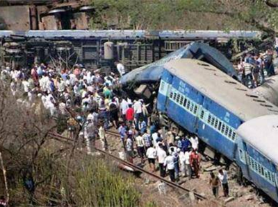 कानपुर रेल हादसाः सीआरएस ने रेलवे अफसरों को खूब डांटा