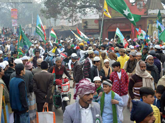 ईद-ए-मिलाद के जुलूस में तिरंगे की शान