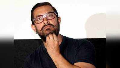 Aamir admits he does get swayed by the charm of a beautiful woman 