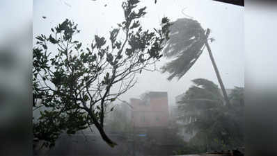 Cyclone Vardah: Met predicts heavy rains in TN and AP 