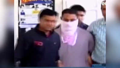 Pakistani national arrested in Surat with fake currency 