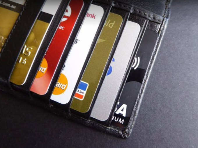 आपके डेबिट और क्रेडिट कार्ड से ऐसे पैसे उड़ा सकते हैं चोर