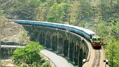 কেন্দ্রের সাফ বার্তা, এবার রেলে যত কড়ি তত সুখ