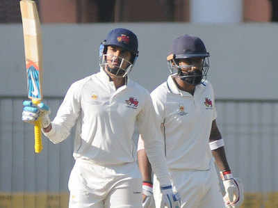 श्रेयस अय्यर की बदौलत मुंबई मजबूत, गुजरात पर ली 108 रन की बढ़त