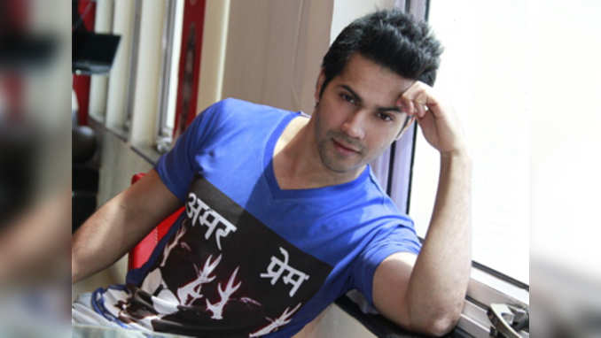 Varun Dhawan thinks Sunny Leone is the most photogenic person 