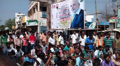 ನಿಲ್ಲದ ಜಲ್ಲಿಕಟ್ಟು ಪ್ರತಿಭಟನೆ