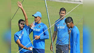 Kolkata: India, England teams practise ahead of 3rd ODI 