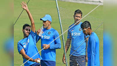 Kolkata: India, England teams practise ahead of 3rd ODI 