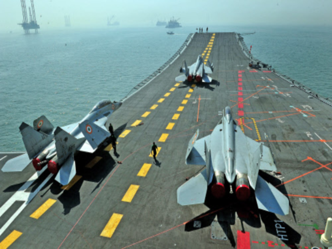 india has two aircraft carrier